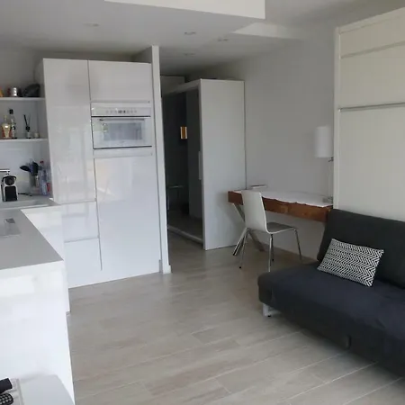 Les Terrasses De La Apartment *