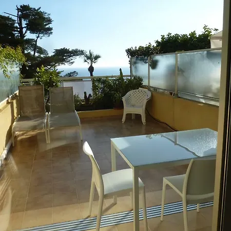 Apartment Les Terrasses De La Menton